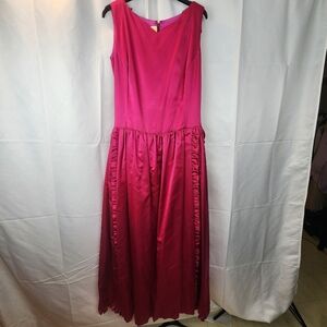 Maggy Reeves couture vintage gown size M(estimated) in EUC